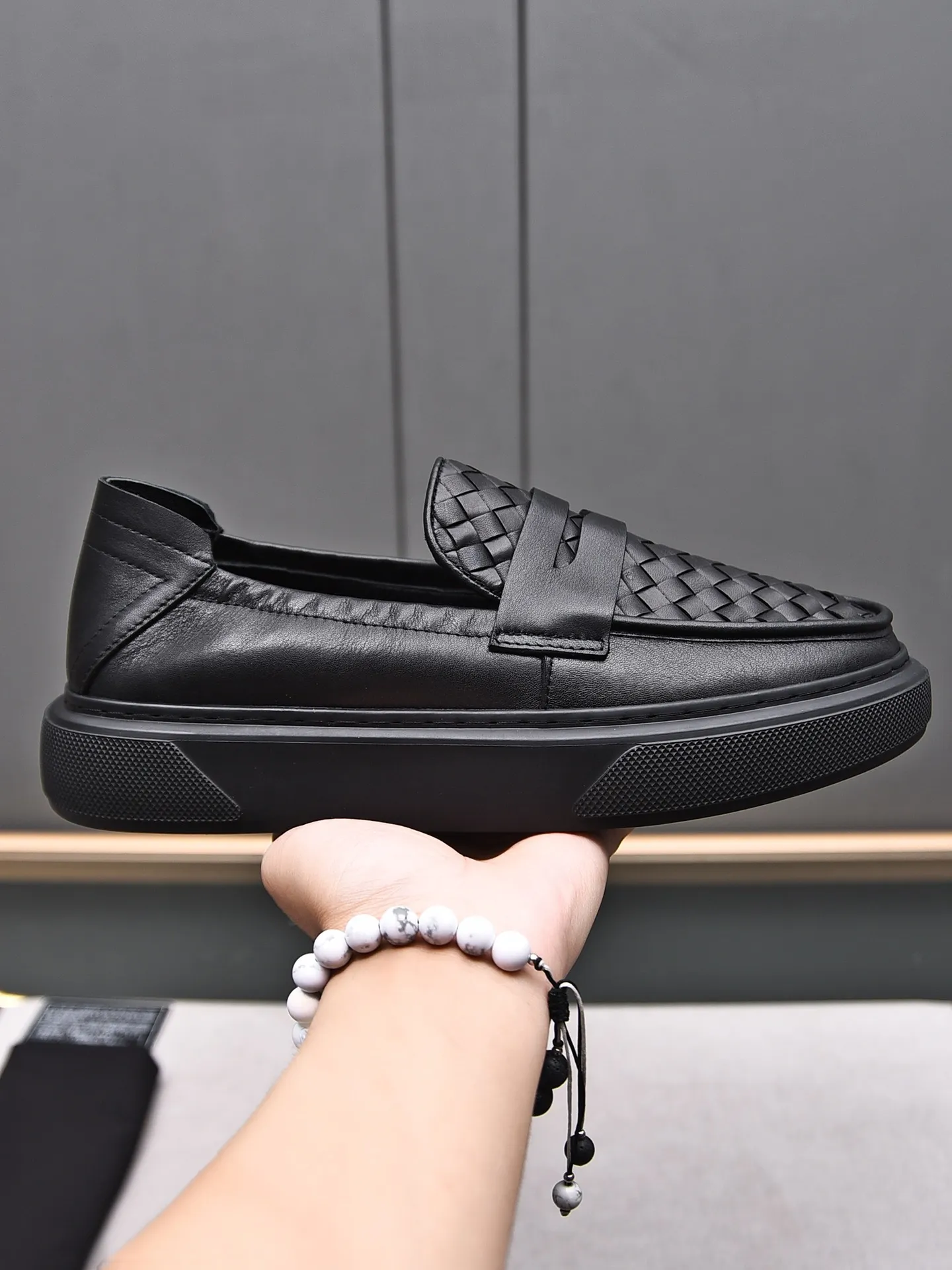 Men's Men's Shoes💰520 [One-step-up] BOTTEG* VENET* - high-end boutique Size: 38-44 (45 customized) BV new product, first-layer cowhide artificially woven classic style and contemporary fashion temperament harmoniously blend, rubber sole is light and flexible, water-dyed cowhide lining! [Taobao, Tmall, and live streaming are the first choices]